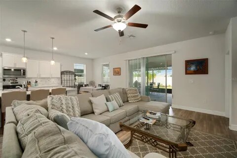 Foto del edificio - 10925 Green Harvest Dr.