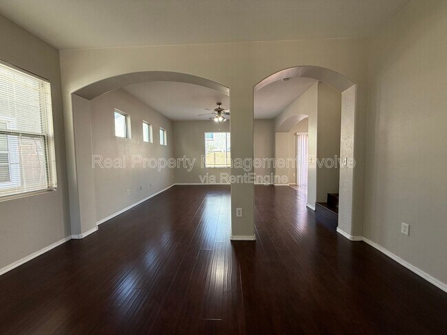 Foto del edificio - 3930 W Irwin Ave