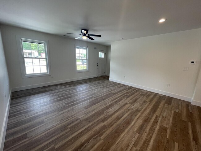 Building Photo - 1110 Race St