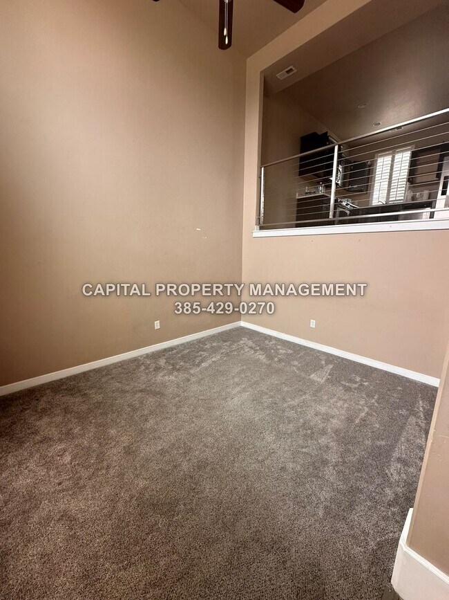 Foto del edificio - Townhome in Daybreak