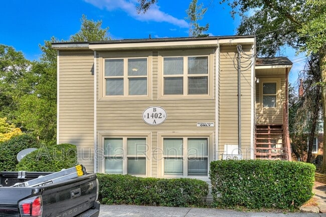 Building Photo - 1402 Johns Rd