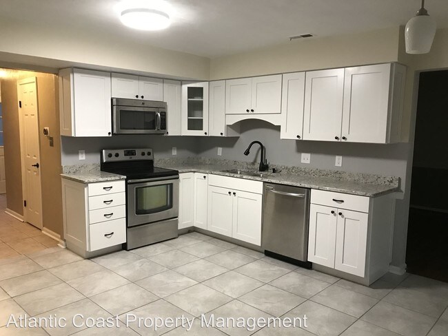 Building Photo - 3 br, 2.5 bath House - 4917 Halwell Drive