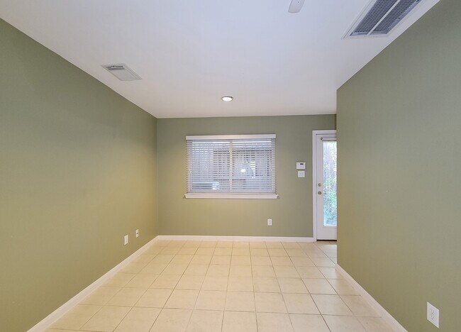 Foto del edificio - 2208 Taft St