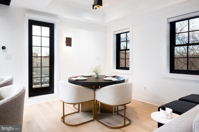Foto del edificio - 1204 Q St NW