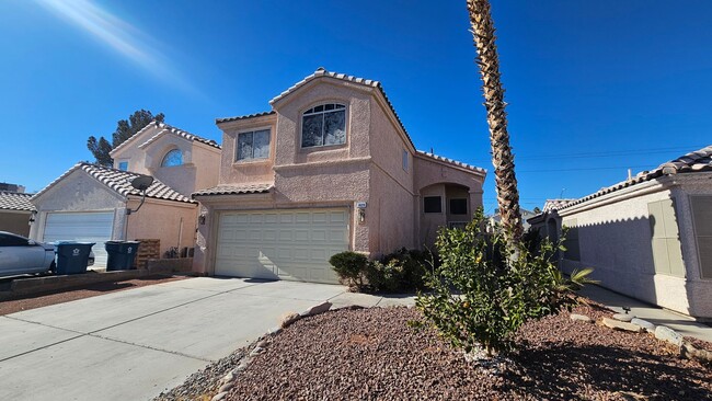 Foto del edificio - Beautiful 4 bedroom near Lake Mead & Tenay...