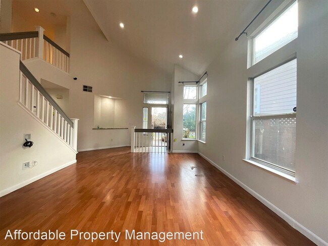 Building Photo - 4 br, 2.5 bath House - 2438 Tapestry Way