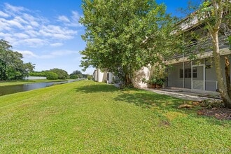 Building Photo - 10693 N Military Trl