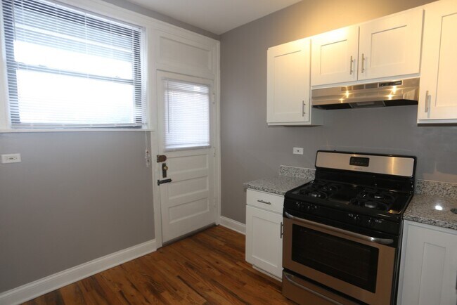 Foto del edificio - 632 W Stratford Pl