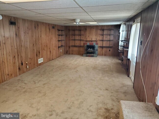 Building Photo - 119 Mt Airy Rd