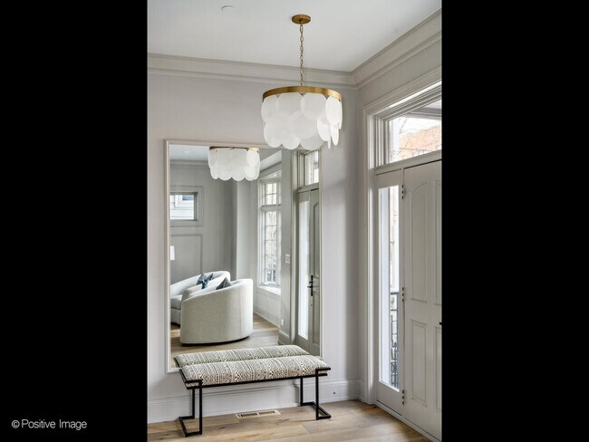 Foto del edificio - 1143 W Montana St