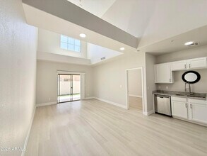 Building Photo - 15677 N 29th St