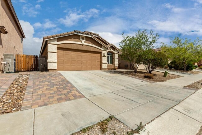 Building Photo - 8431 S Egyptian Dr