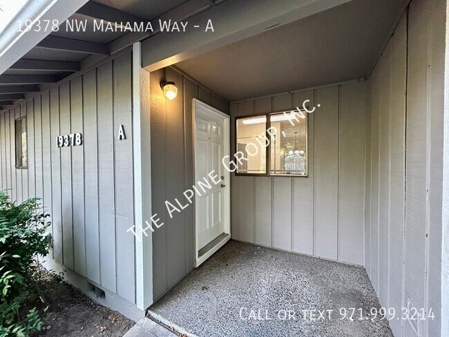 Foto del edificio - Townhome in Rock Creek!
