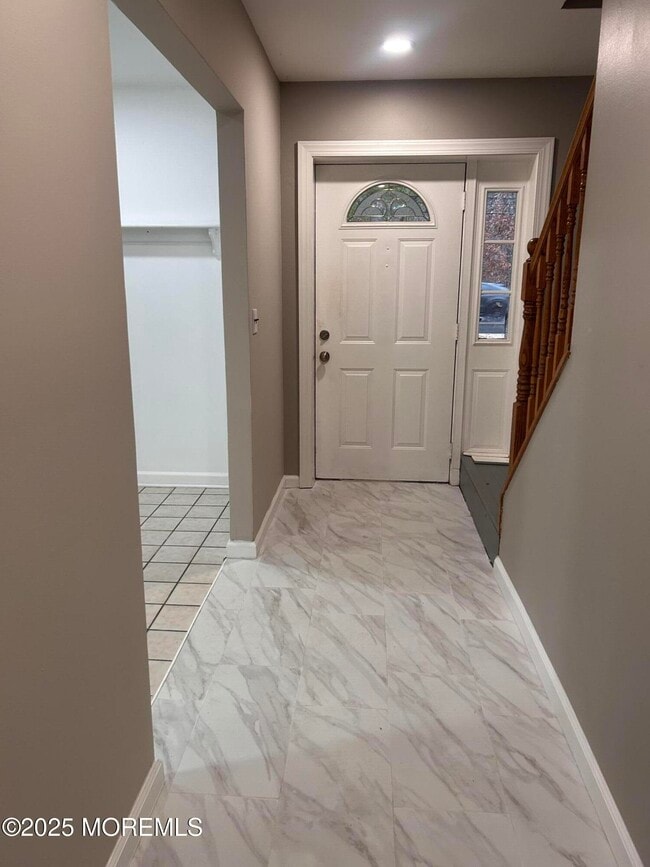 Foto del edificio - 823 Bowman Rd