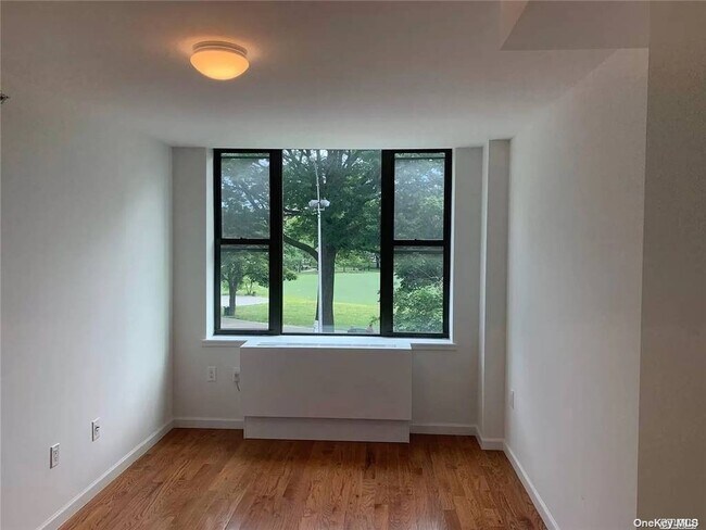 Foto del edificio - 89-14-89150 150th St