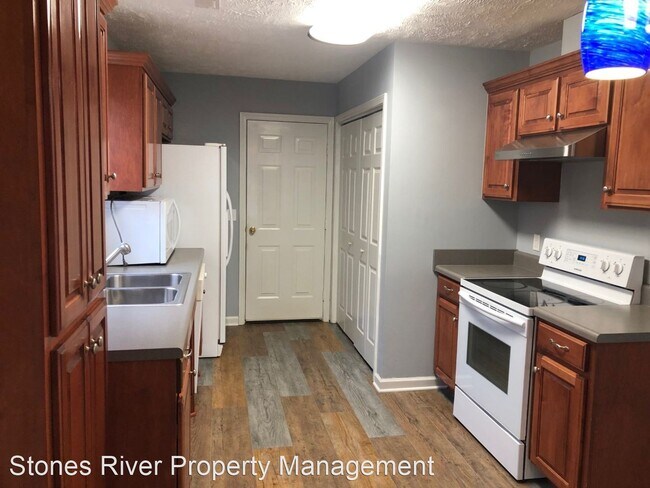 Building Photo - 3 br, 2 bath House - 11005 Nevada Avenue