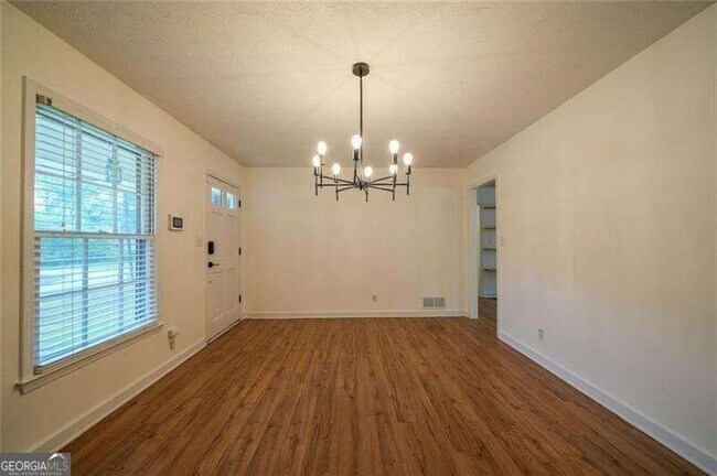 Foto del edificio - 2168 Cannon Hill Rd SW