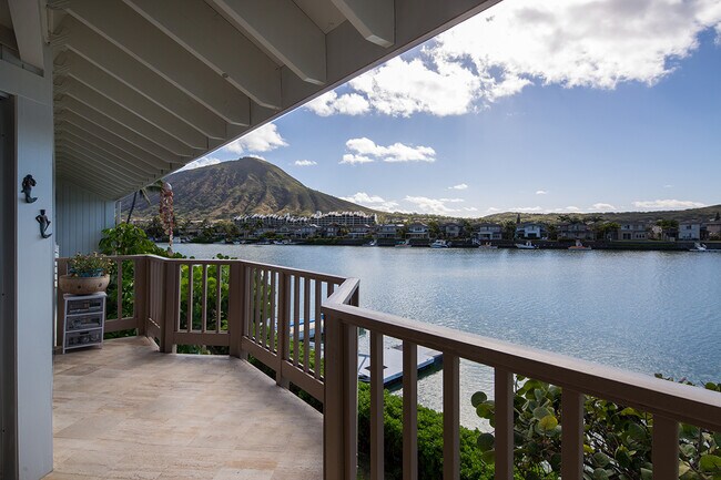 Foto del edificio - 7007 Hawaii Kai Dr