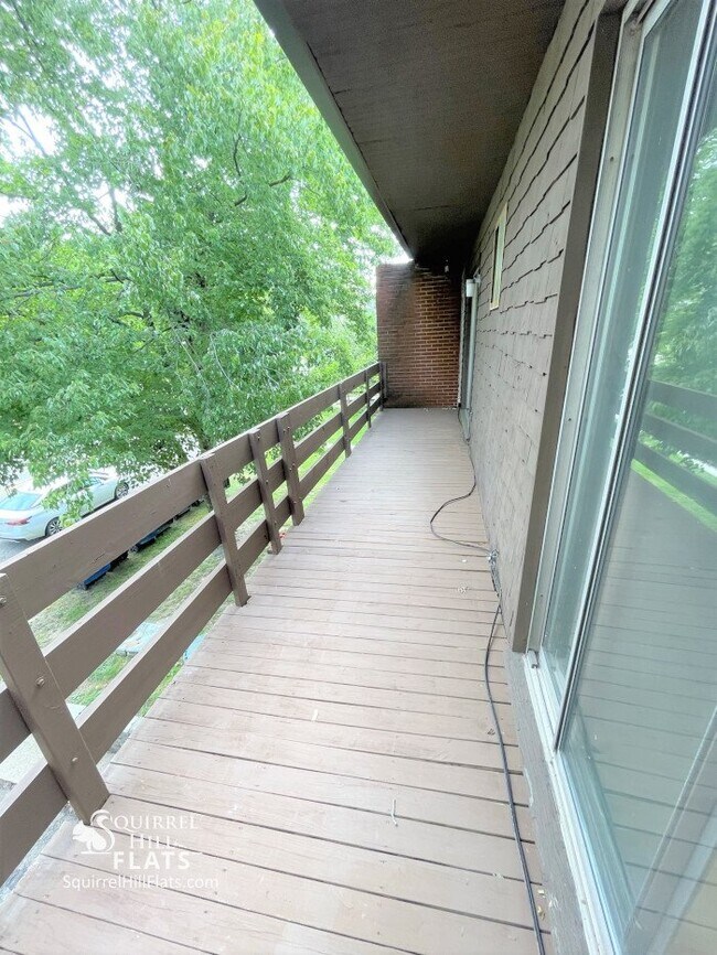 Foto del edificio - 6350 Forward Ave