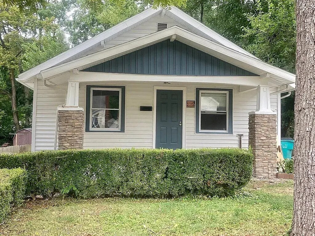 Foto principal - 1061 S New Ave