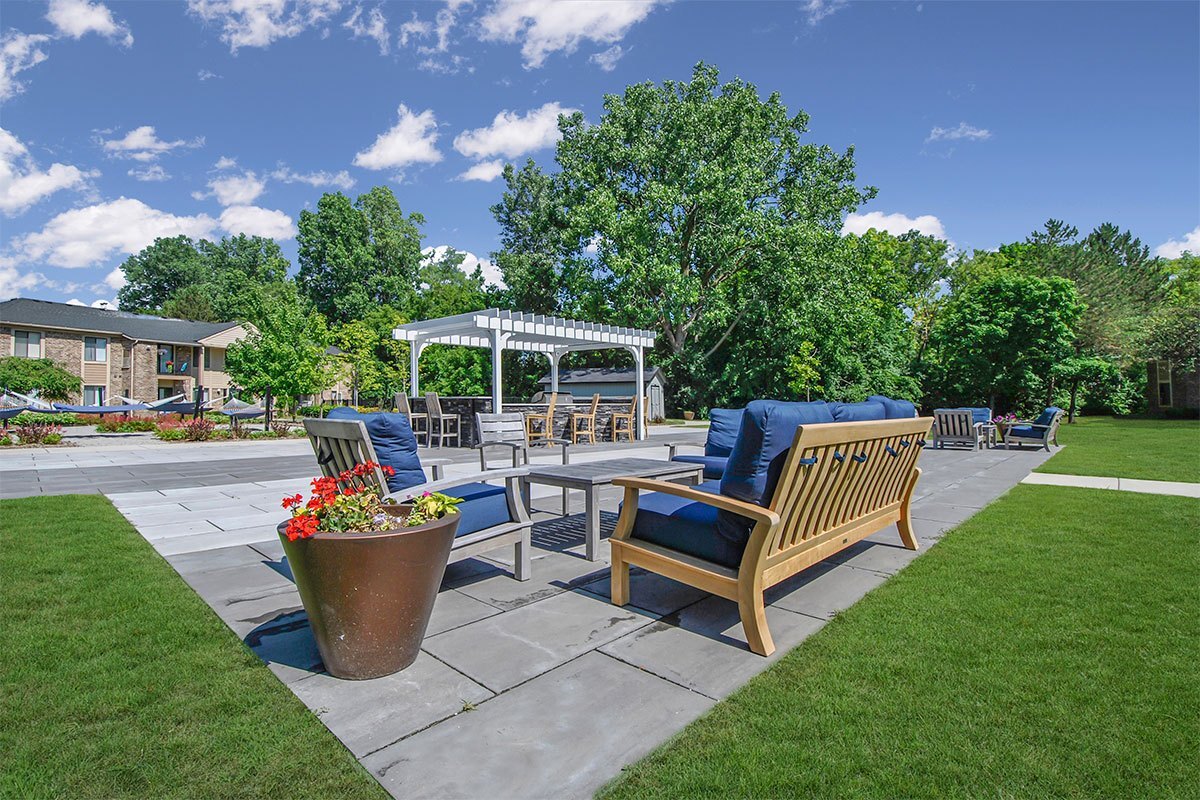 Primary Photo - Canterbury Park Apartments
