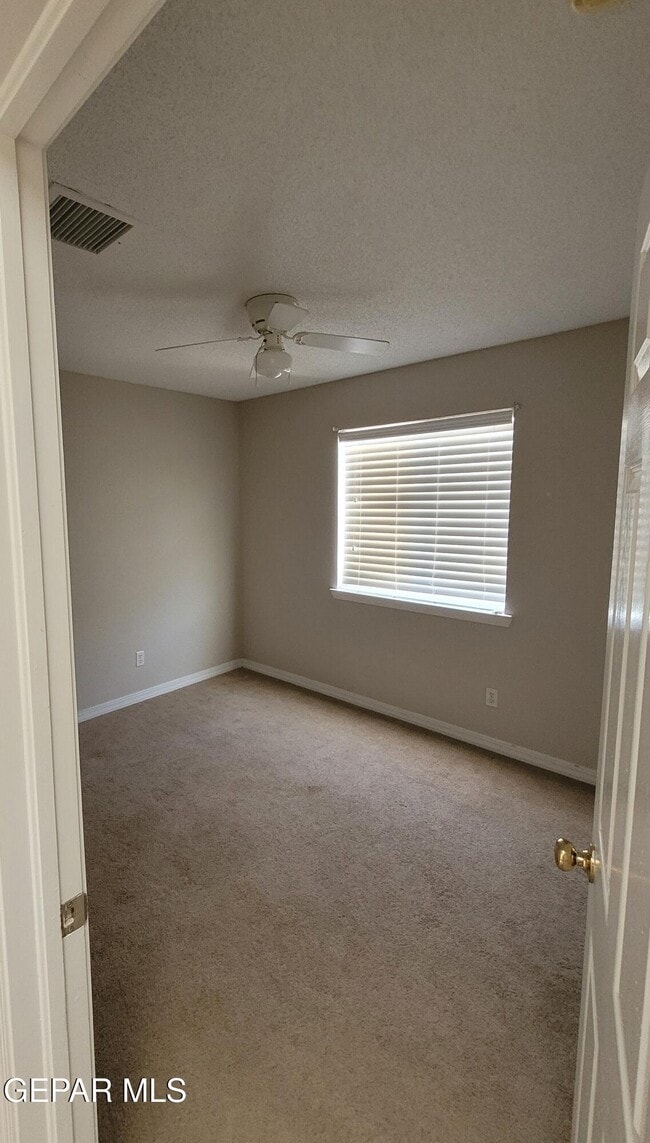 Building Photo - 11330 Loma Del Sol Dr