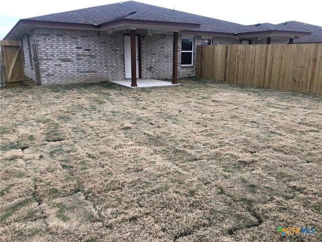 Building Photo - 1818 Castroville Trl