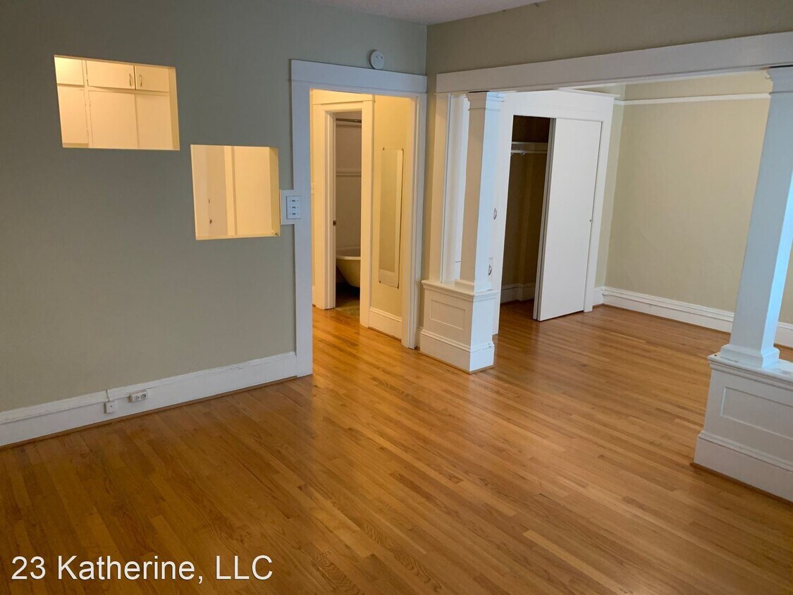 Primary Photo - Studio, 1 bath Apartment - 621 NW 23rd Ave.
