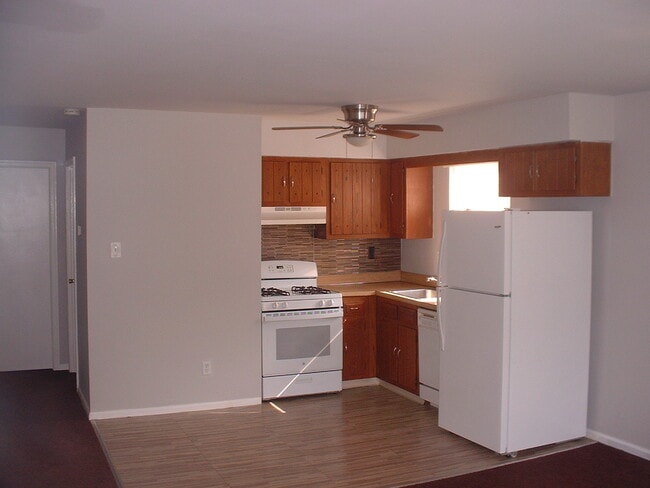 Building Photo - 7 Alicia Ct