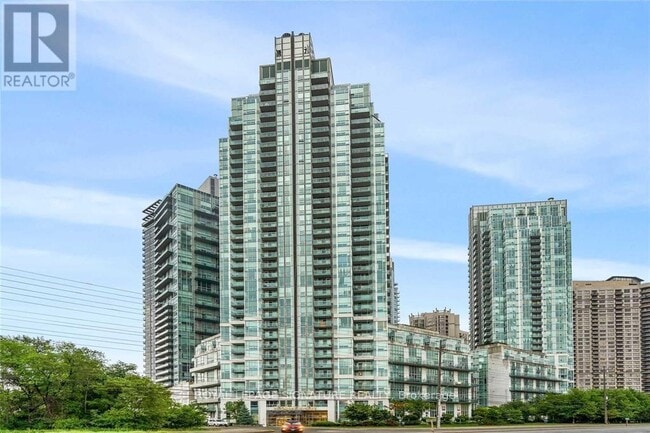 Building Photo - 220 Burnhamthorpe Rd W