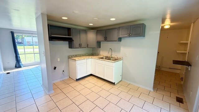 Building Photo - WEST SIDE UPDATED 3 BEDROOM RANCH HOME AVAILABLE NOW!