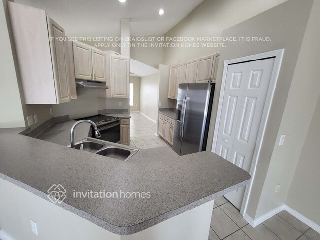 Building Photo - 6733 Cambridge Park Dr