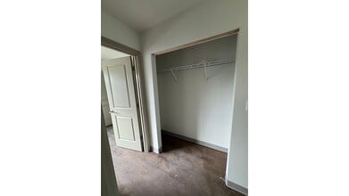 Building Photo - 1140 Cousy Lp