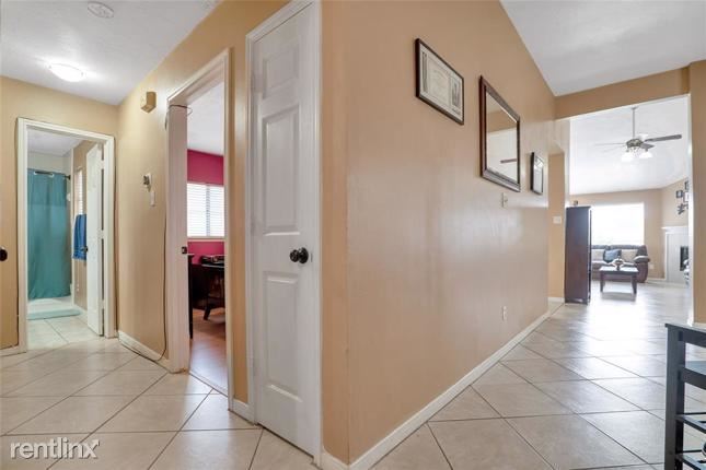 Building Photo - 4 br, 2 bath House - 23802 Goodfellow Drive