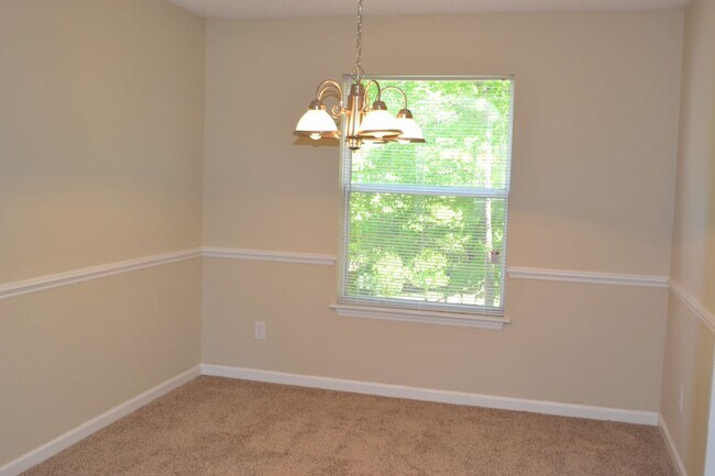 Building Photo - 8532 Woodford Bridge Dr
