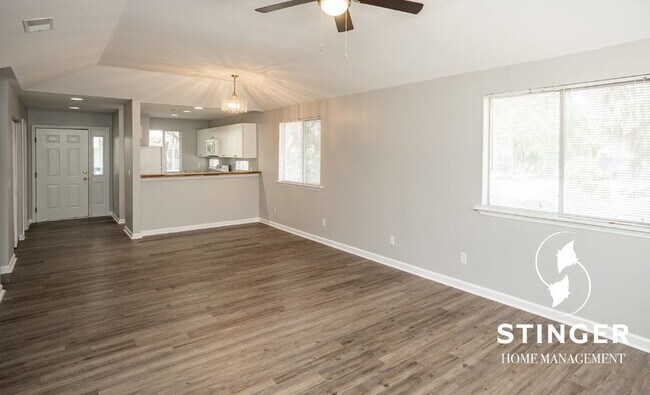 Foto del edificio - 2 Bedroom / 2 Bath For Rent In Parris Isla...