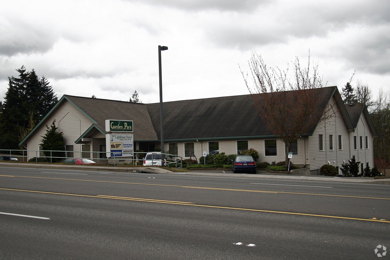 Building Photo - 3205 NE 78th St