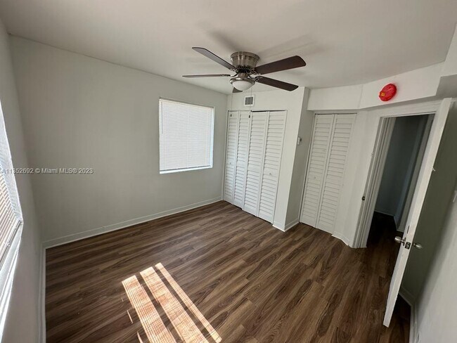 Foto del edificio - 2242 NW 33rd St