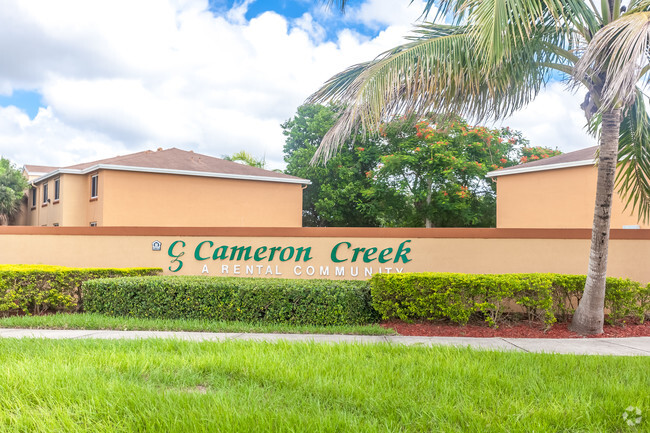 Building Photo - Cameron Creek, Florida City Apartments