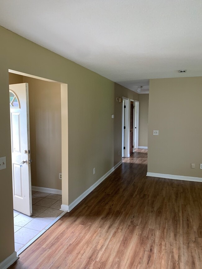 Foto del edificio - 2705 Nottingham Way