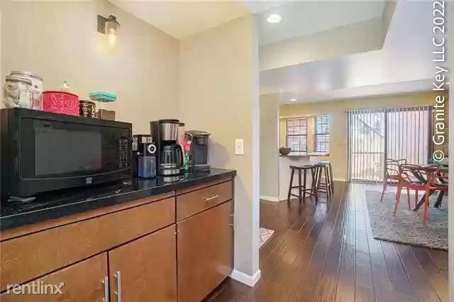 Building Photo - 3 br, 3 bath Condo - 2521 W 24th Ter Gorge...