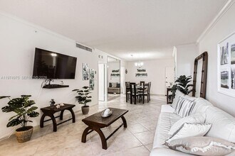 Building Photo - 2501 S Ocean Dr