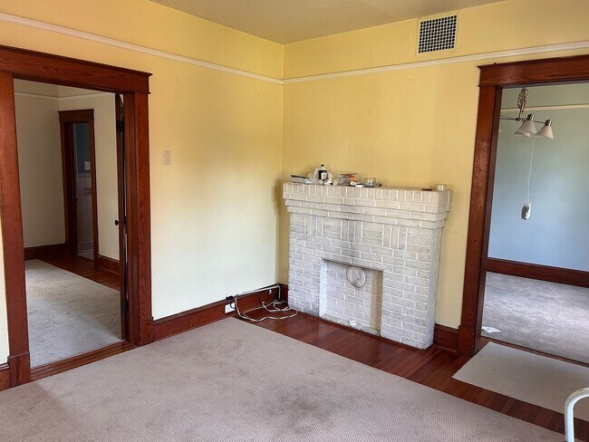 Foto del edificio - 1407 Hawthorne Dr
