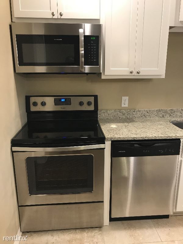 Building Photo - 1 br, 1 bath Apartment - 1355B Oakland Ave
