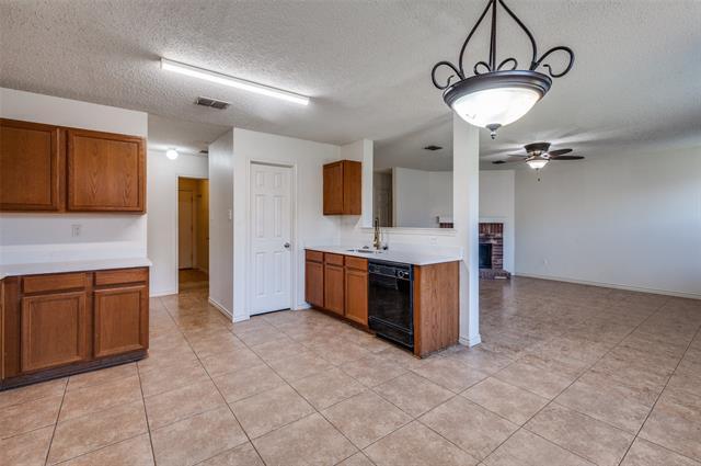 Building Photo - 8402 Olivia Meadow Dr