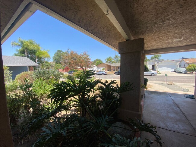 Foto del edificio - 3 Bedroom Home - Centrally Located with So...