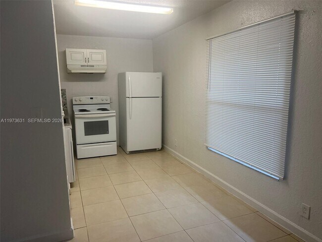 Foto del edificio - 919 NW 2nd Ave