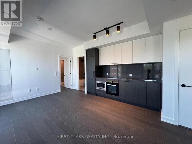 Building Photo - 91 Montclair Ave