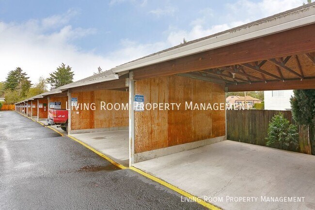 Photo - 11893 SE Pine St House