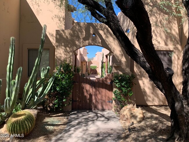 Foto del edificio - 38065 N Cave Creek Rd